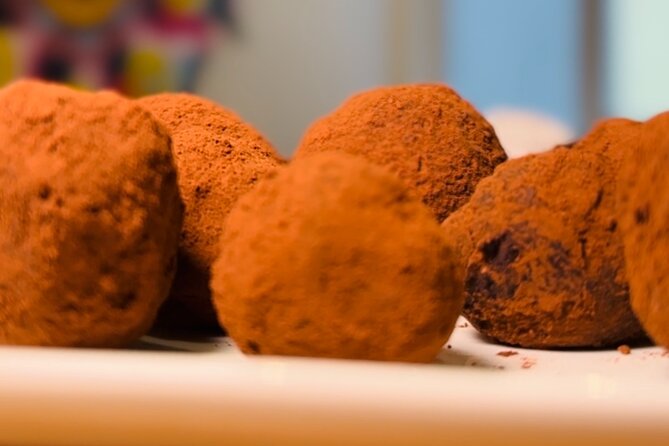 1.5h Hands on Chocolate Workshop: Truffles & Tasting - Quick highlights