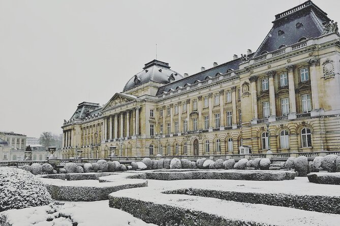 A Self-Guided Tour of Brussels: From Medieval to Modern Times - Mont des Arts Garden and the bell clock moment