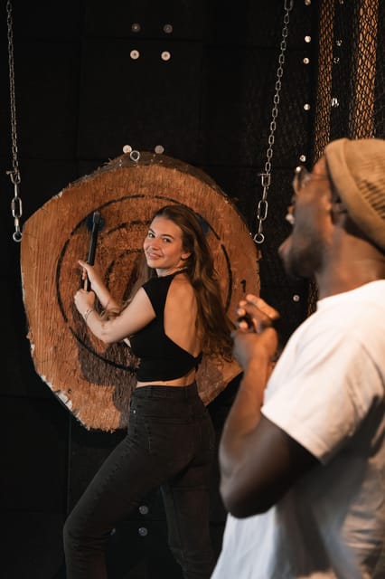 Axe Throwing Experience - Price and Value in Brussels: Is $20 Worth It?