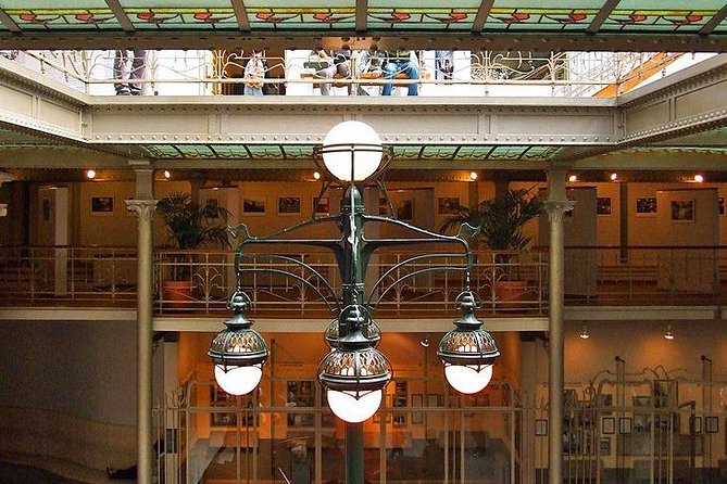 Best of Brussels : Private Luxury Tour - Place Royale and the Royal Palace: when timing helps your photos