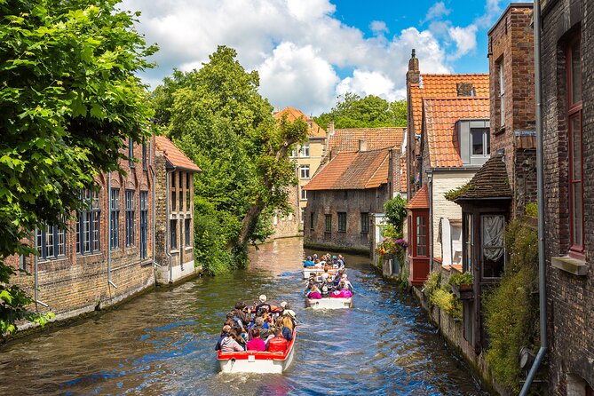 Bruges and Ghent - Belgium's Fairytale Cities - from Brussels - Bruges on foot: Minnewater (Lake of Love), Beguinage Ten Wijngaarde, and the calm lanes