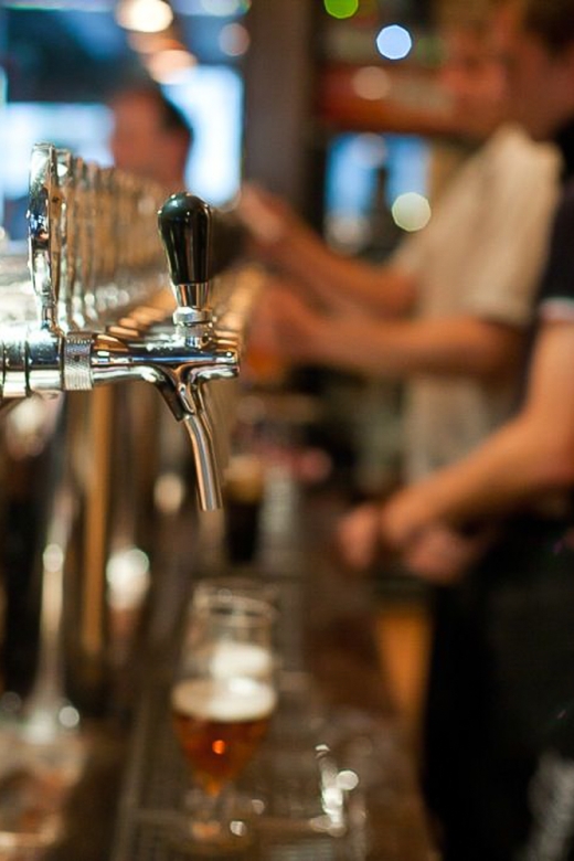 Brussels 2.5-Hour Belgian Beer Tasting Experience - Starting At Scott’s Bar & Kitchen: the red-shirt meeting point