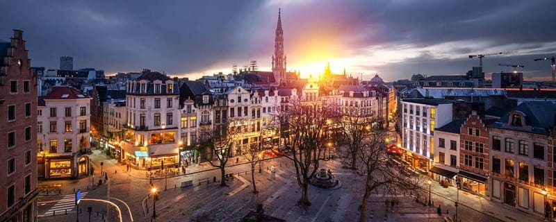 Brussels: 2-Hour Dark Side of Brussels Private Tour - Grand Sablon to Saint-Jean Square: grandeur meets the darker thread