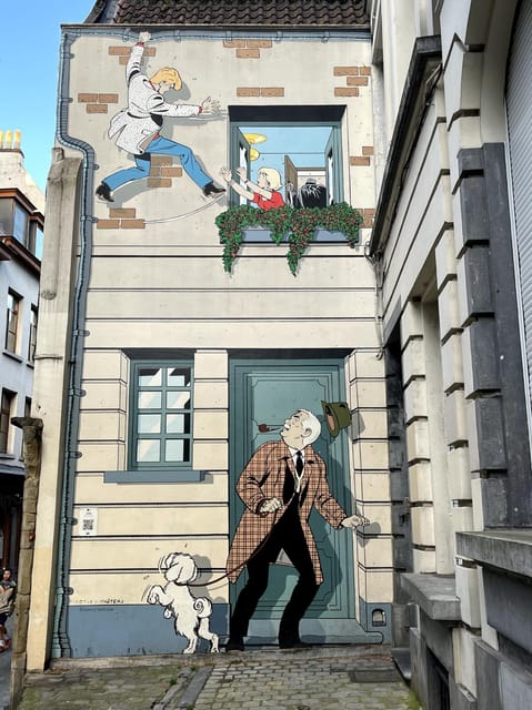 Brussels: 2 hours Private Walking Tour of the Comics Walls - Which comics you’ll see: Tintin, Yoko Tsuno, XIII, and more