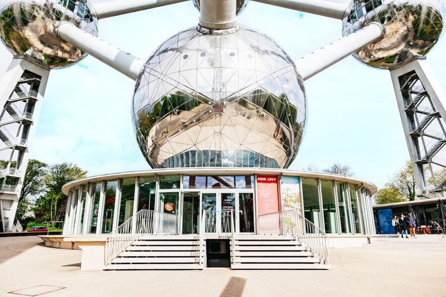 Brussels: Atomium Entry Ticket with Design Museum Ticket - Stairs and elevator reality check: plan for the walking math