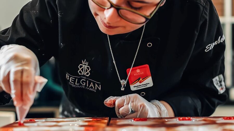 Brussels: Belgian Chocolate Making Workshop with Tastings - Who should book this Brussels chocolate workshop