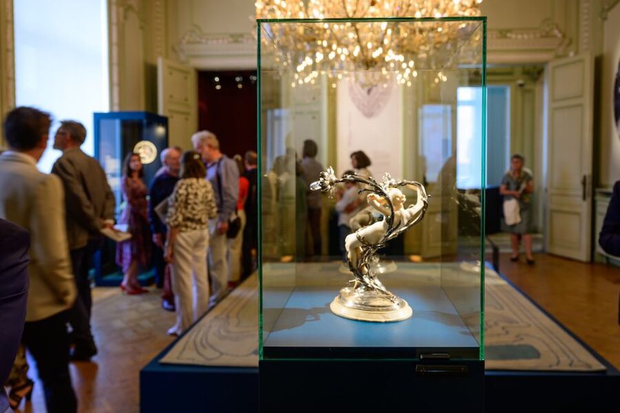 Brussels: BELvue Belgium History Museum Entry Ticket - Phone audio in 4 languages: using the self-guided tour like a pro