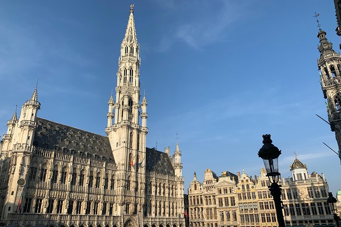 Brussels Chocolate Beer Waffle and Belgian Whiskey All-in-One (Small Group) Tour - Chocolate Maker Stops at Place Sainte-Catherine: 12 Tastings plus Speculoos