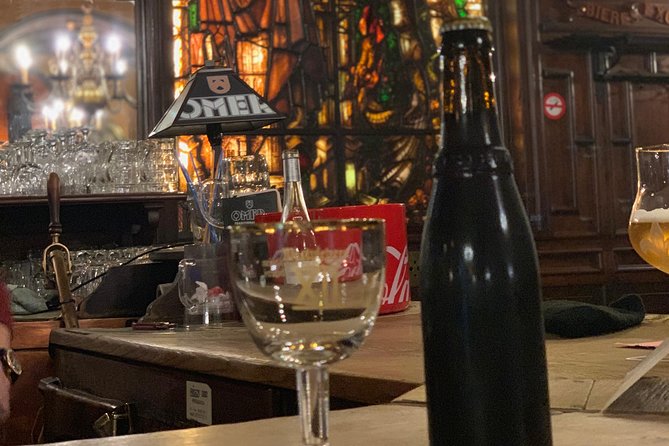 Brussels Chocolate Beer Waffle and Belgian Whiskey All-in-One (Small Group) Tour - Belgian Whiskey in Brussels: A Small Pour With Big Stories