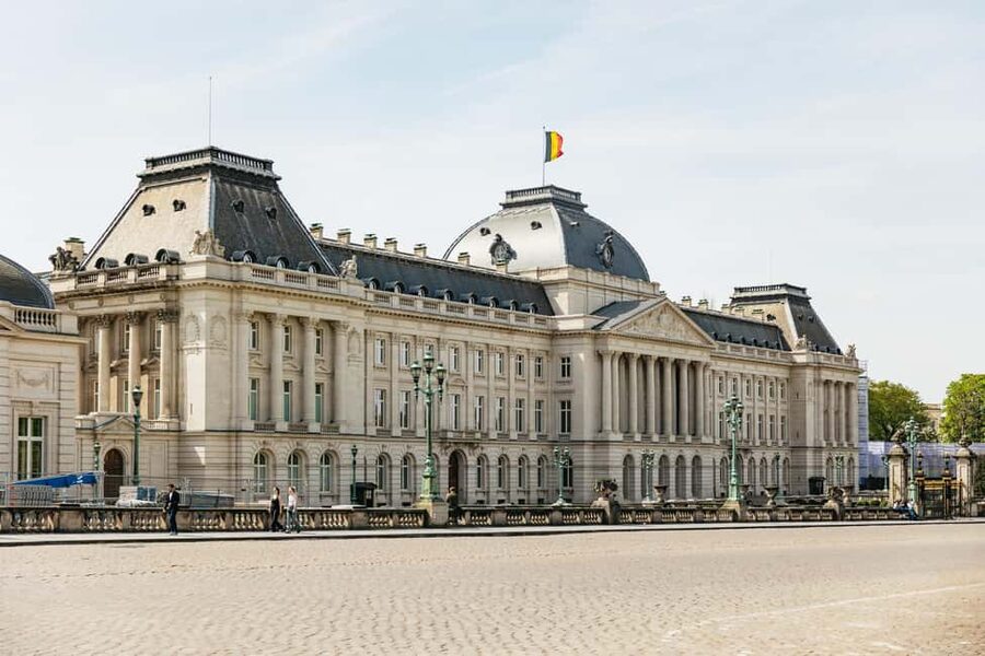 Brussels: City Highlights and Hidden Gems Bike Tour - Key highlights to know before you pedal