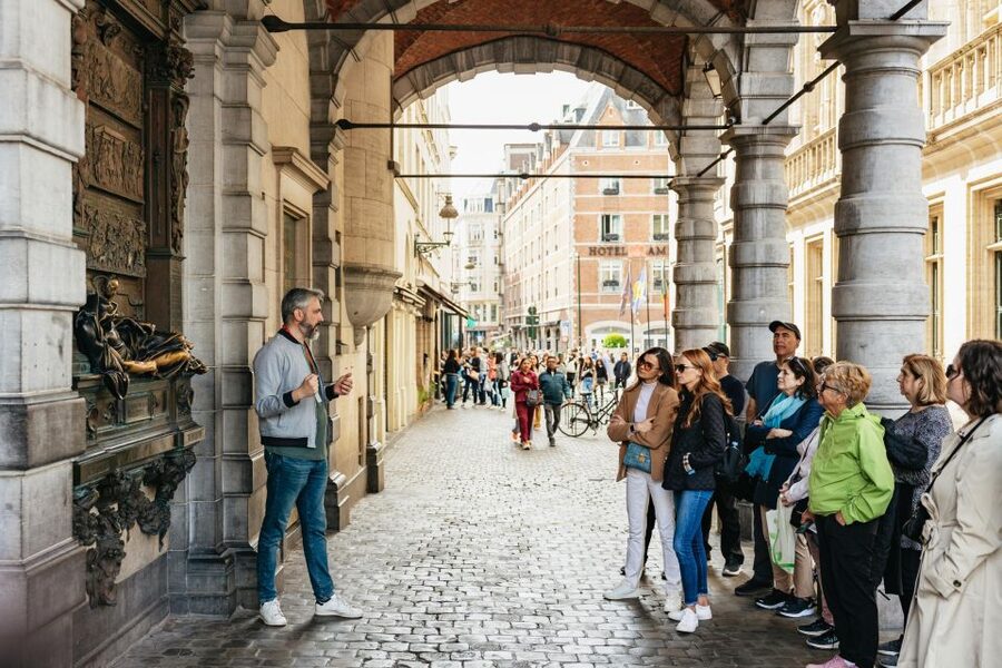 Brussels: City Highlights Walking and Tasting Tour - Should You Book This Brussels Highlights Walking and Tasting Tour?
