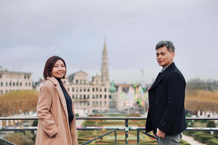 Brussels City Photoshoot With a Professional Photographer - Royal Palace finale: ending on the most regal backdrop