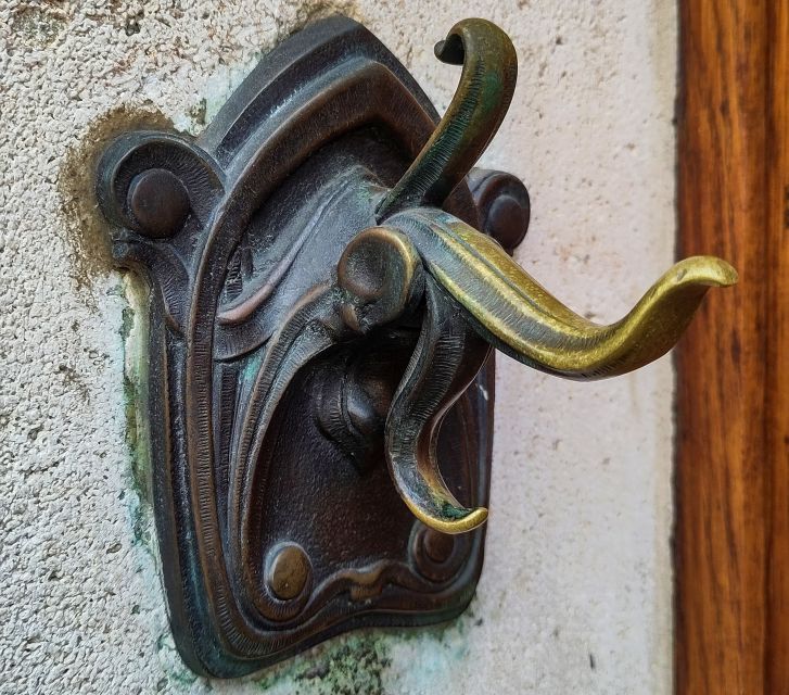 Brussels: Fall and Rise of Art-Nouveau Guided Tour - Sgraffito vs frescoes: the detail that changes how you see façades