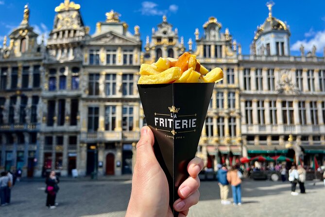 Brussels Food Tour: 10 Tastings of Waffles, Beers, Fries & More - Waffles ’n Beer finale: old bars, sweet finish, and take-home recommendations