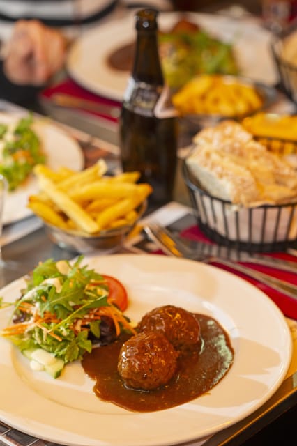 Brussels Food Tour: Main Dish, Beer, Waffle & Chocolate - A 210-Minute Brussels Meal With Beer Stories
