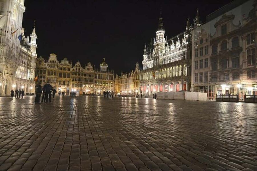 Brussels: Highlights and Hidden Gems Walking Tour - Why this 3-hour Brussels route feels like a win