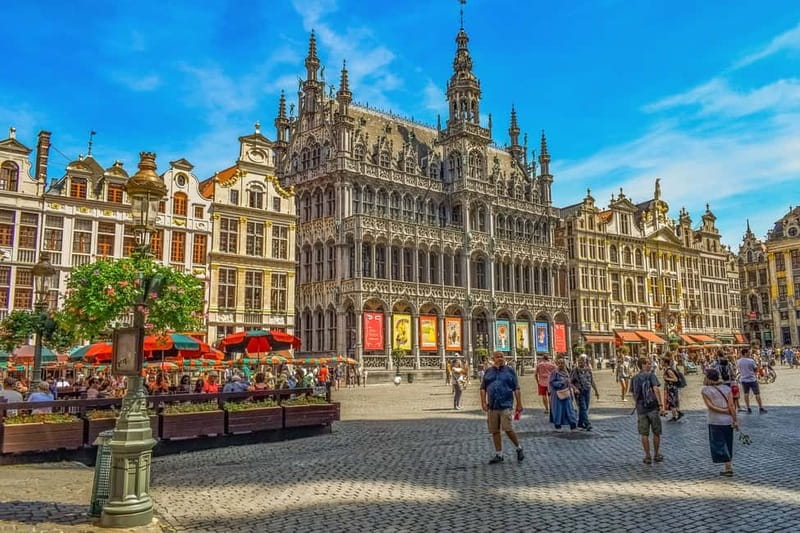 Brussels Highlights: Walking & Bus Tour with Waffle Tasting - Key Highlights Worth Booking For