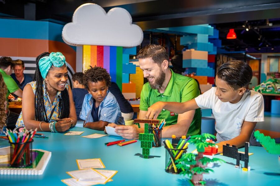 Brussels: LEGO® Discovery Centre Admission Ticket - 12 activity zones across 3,000 m²: how to get the most out of your day