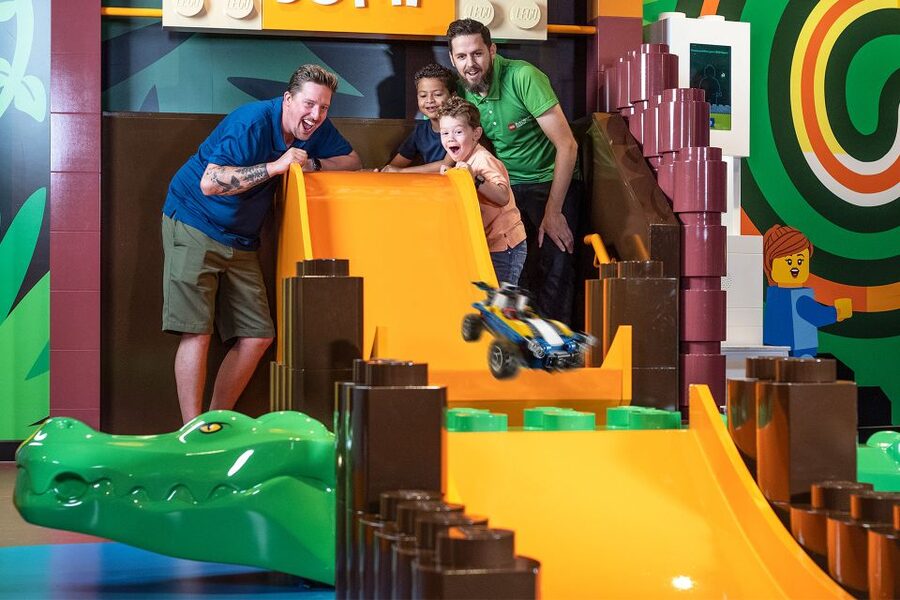 Brussels: LEGO® Discovery Centre Admission Ticket - LEGO Café and the shop exit: refuel, then bring LEGO home