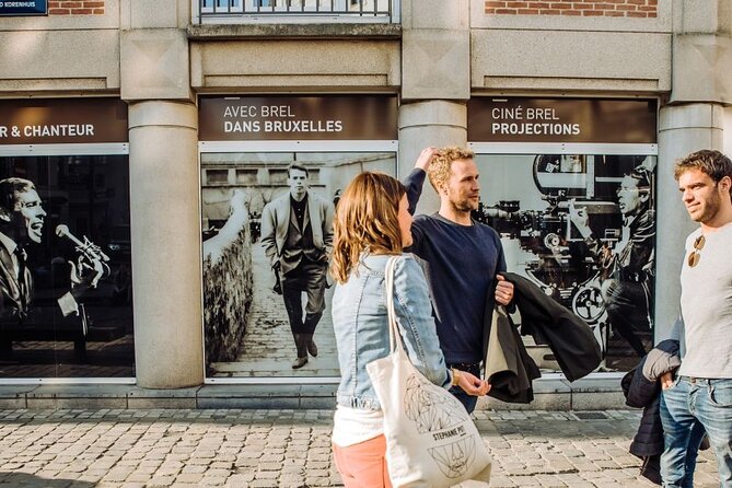 Brussels Like a Local: Private & Personalized Experience 2-4 hrs - Royal Palace exterior and the photo-friendly approach