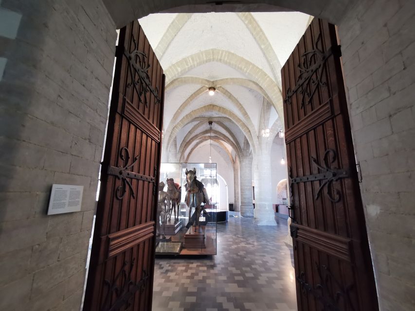 Brussels: Museum Halle Gate Entry Ticket - Audio Guide in Dutch, French, and English: How to Use It Well