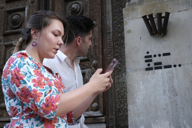 Brussels Old Town & Beer Secrets: Self-Guided Puzzle Walk - Delirium’s Neighborhood Feel + Jeanneke Pis (Stops 5 and 6)