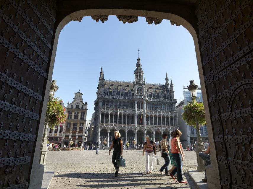 Brussels: Private 3-Hour Sightseeing Walking Tour - Place de la Bourse: the 19th-century stock market square