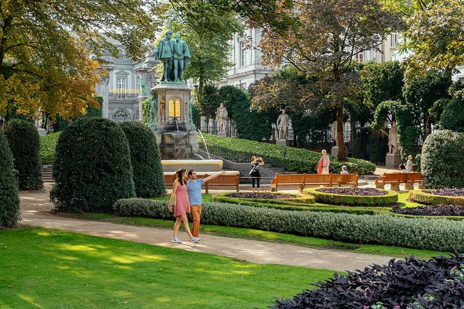 Brussels PRIVATE TOUR With Locals: Highlights & Hidden Gems - How guides turn sights into stories (and questions into answers)