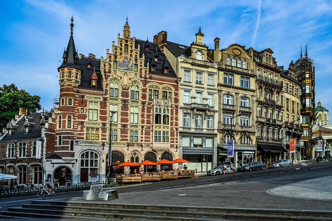 Brussels Private Walking Tour With A Professional Guide - Grand Place: The quickest way to get your bearings in Brussels