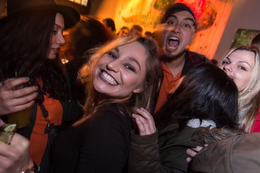 Brussels: Pub Crawl and Nightlife Party Experience - Why This Brussels Night Crawl Feels Different Than a Random Bar Hop