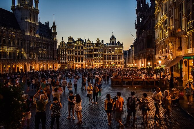 Brussels Pub Crawl Tour - Stop 3: Time-Out Pub for the Middle-Game Momentum
