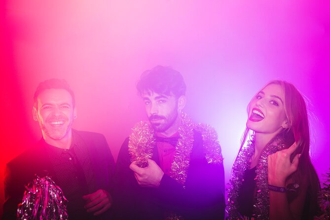 Brussels Pub Crawl Tour - Stop 4: Amalgame Karaoke Finale (Sing or Cheer)