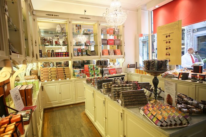 Brussels Small-Group Chocolate Appreciation Tour - Why This Chocolate Walk Feels Practical, Not Just Sweet