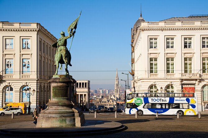 Brussels Tootbus Discovery Hop On Hop Off Bus and walking tours - Cinquantenaire: a classic Brussels landmark stop