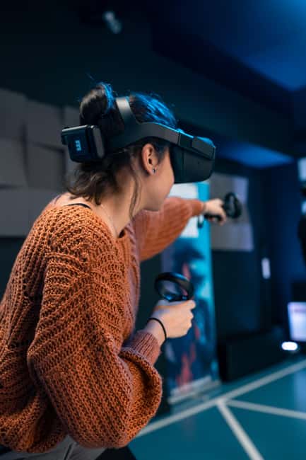 Brussels: Virtual Reality gaming, Arena - Voucher exchange and the smooth start at the ticket counter
