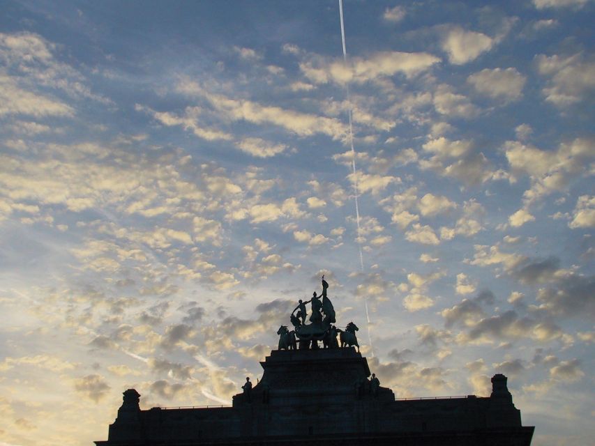 Brussels: Walking Tour from Central Station to Manneken Pis - European Parliament: Commission and Council Buildings Explained