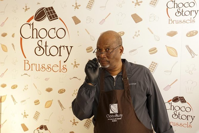 Chocolate Workshop and Self-Guided Museum Visit at Choco-Story in Brussels - Who should book: families, couples, and solo chocolate fans
