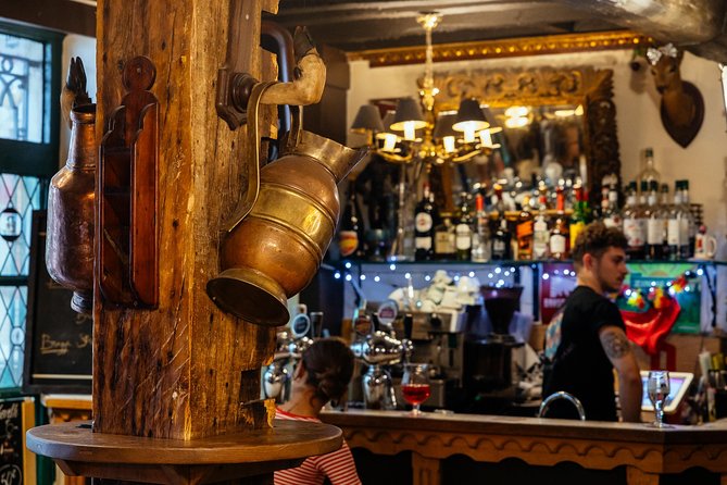 Drinks & Bites in Brussels Private Tour - Food and Drink Tastings: What You’ll Actually Eat and Sip