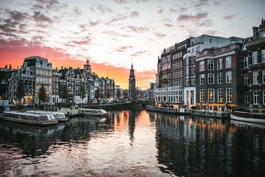 From Brussels: Cheese, Clogs & Windmills Amsterdam Day Trip - Why This 12-Hour Brussels-to-Amsterdam Day Feels Like Two Countries in One
