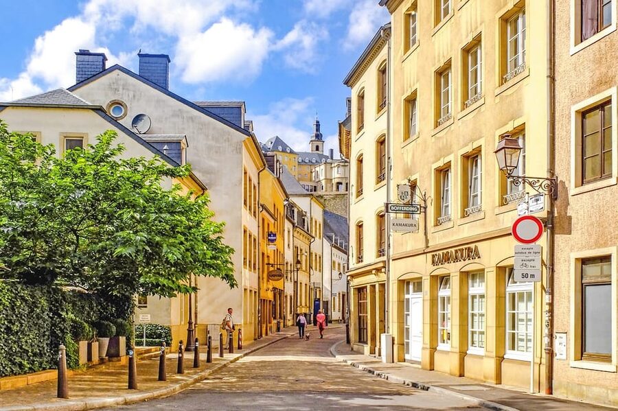 From Brussels: Guided Day Trip to Dinant and Luxembourg - The bus-day reality check: timing, comfort, and the rules on board