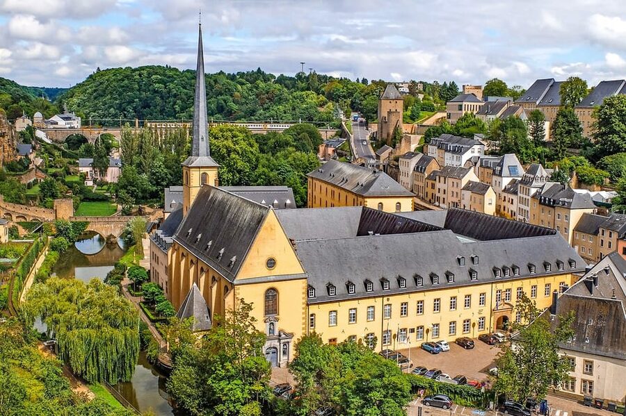 From Brussels: Guided Day Trip to Dinant and Luxembourg - Luxembourg City’s Ville Haute: your guided walk through the postcard core