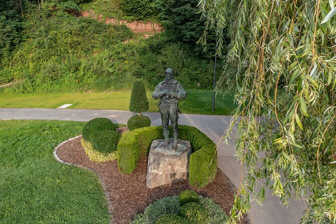 From Brussels: Patton's Battle of the Bulge Day Trip (LUX+BE) - The real rhythm of a 10:00 am start