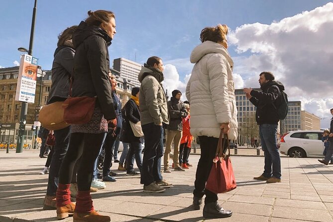 Guided tour: Brussels Crime Scenes - Grand Place Contrast: Beauty, Then Brutality