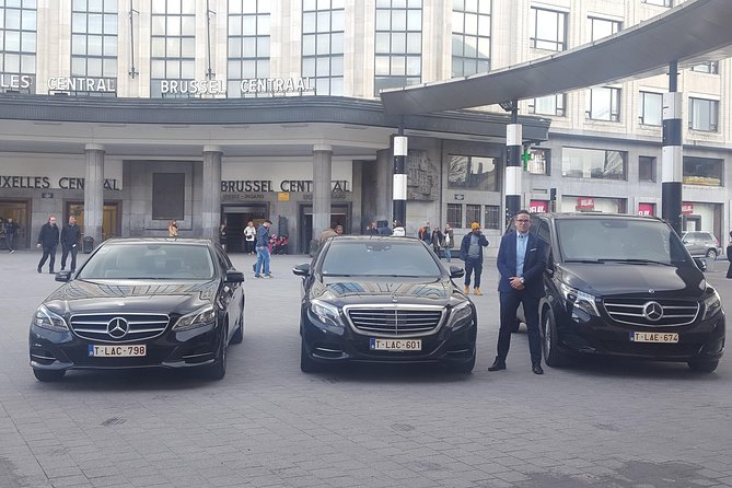 Private Arrival Transfer from Brussels Airport to Bruges with Business car - Leaving the airport and arriving in Bruges with less friction