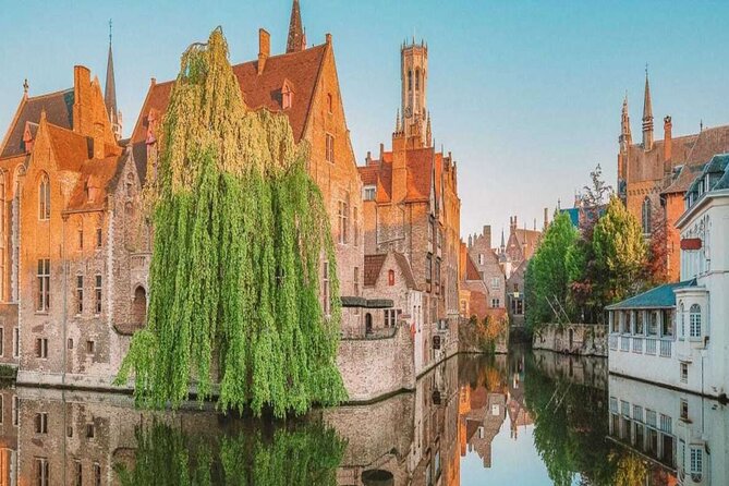Private Arrival Transfer from Brussels Airport to Bruges with Business car - Meet-and-greet at Brussels Airport: finding your driver fast