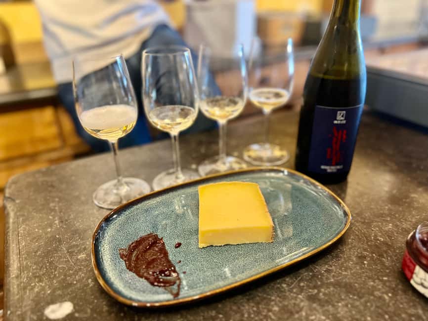 Secret Food Tours Brussels - Hot cocoa + cobbled streets + the Grand Place