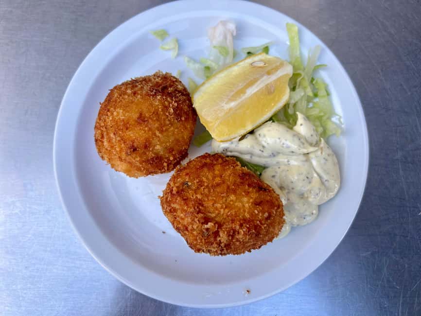 Secret Food Tours Brussels - Croquettes starter: a quick savory reset