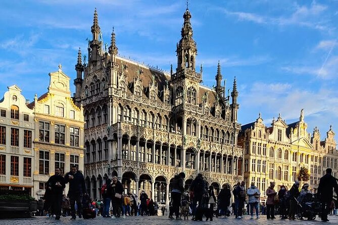 Tell Me About Brussels! | First Day Must-Do | Local Storytellers - Where you start: Grand Place to get your bearings